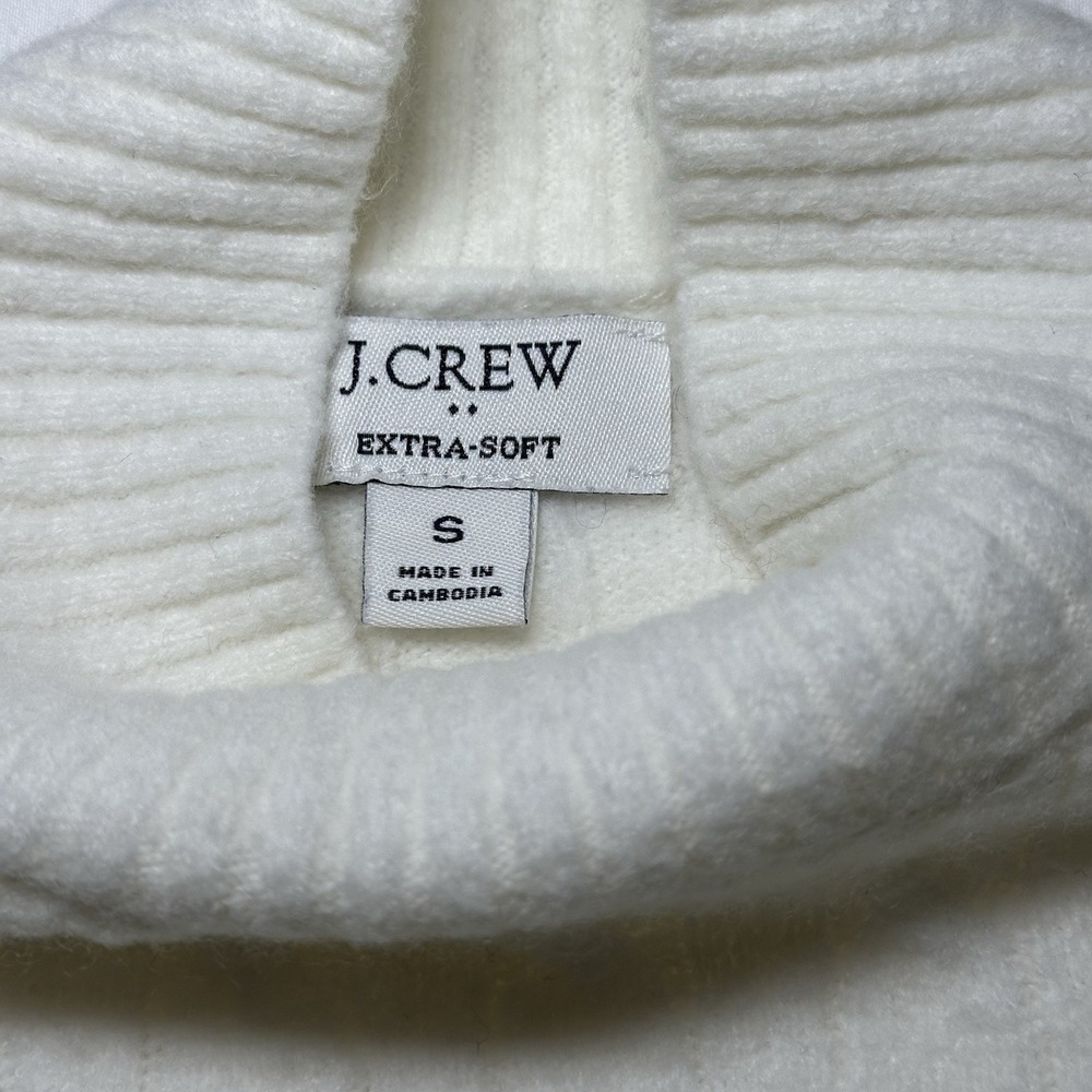 J Crew Cable Knit Sweater Extra Soft Yarn Natural Mock Neck BU741 Women's Size S - Picture 2 of 8